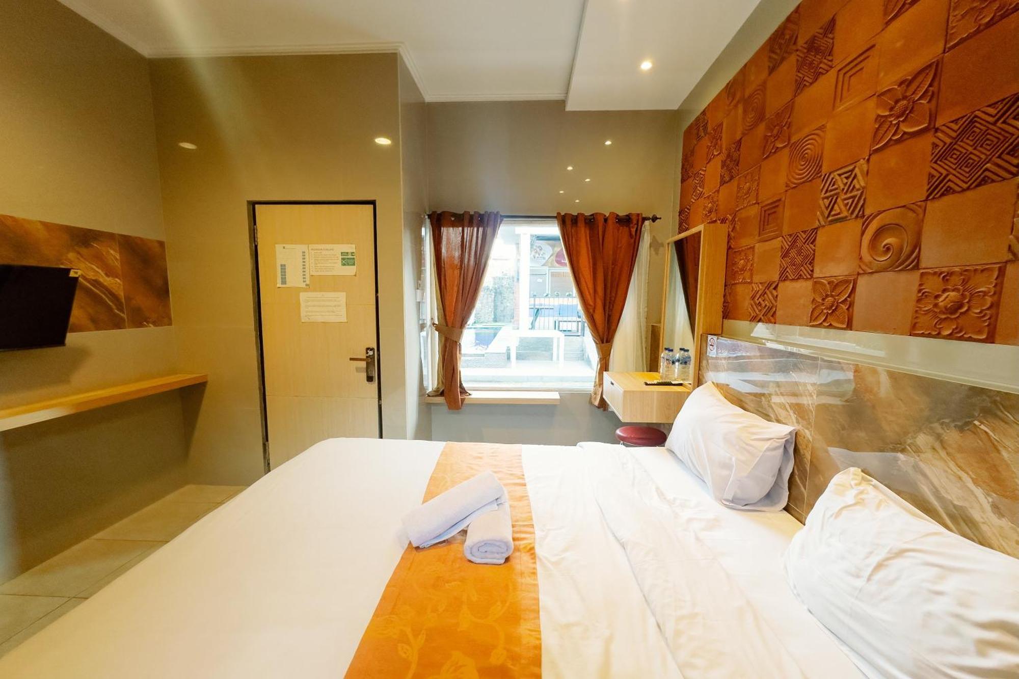Lembayung Sari Homestay Denpasar Dış mekan fotoğraf